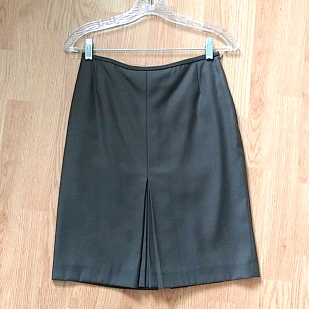 Anne Klein Suit Olive Skirt.